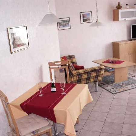 Haus Am Fuerstenweg Neustadt an der Weinstrasse