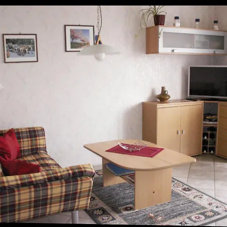 Haus Am Fuerstenweg Apartment Neustadt an der Weinstrasse