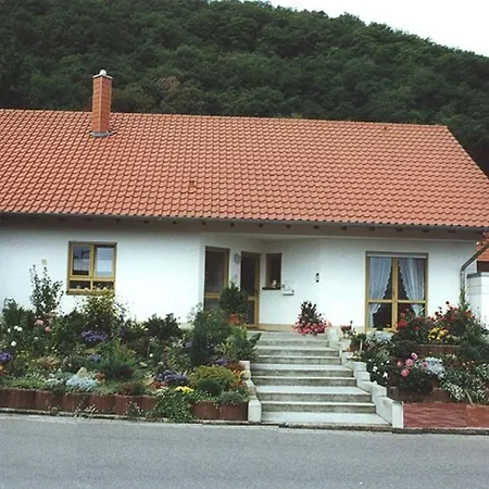 Haus Am Fuerstenweg * Neustadt an der Weinstrasse